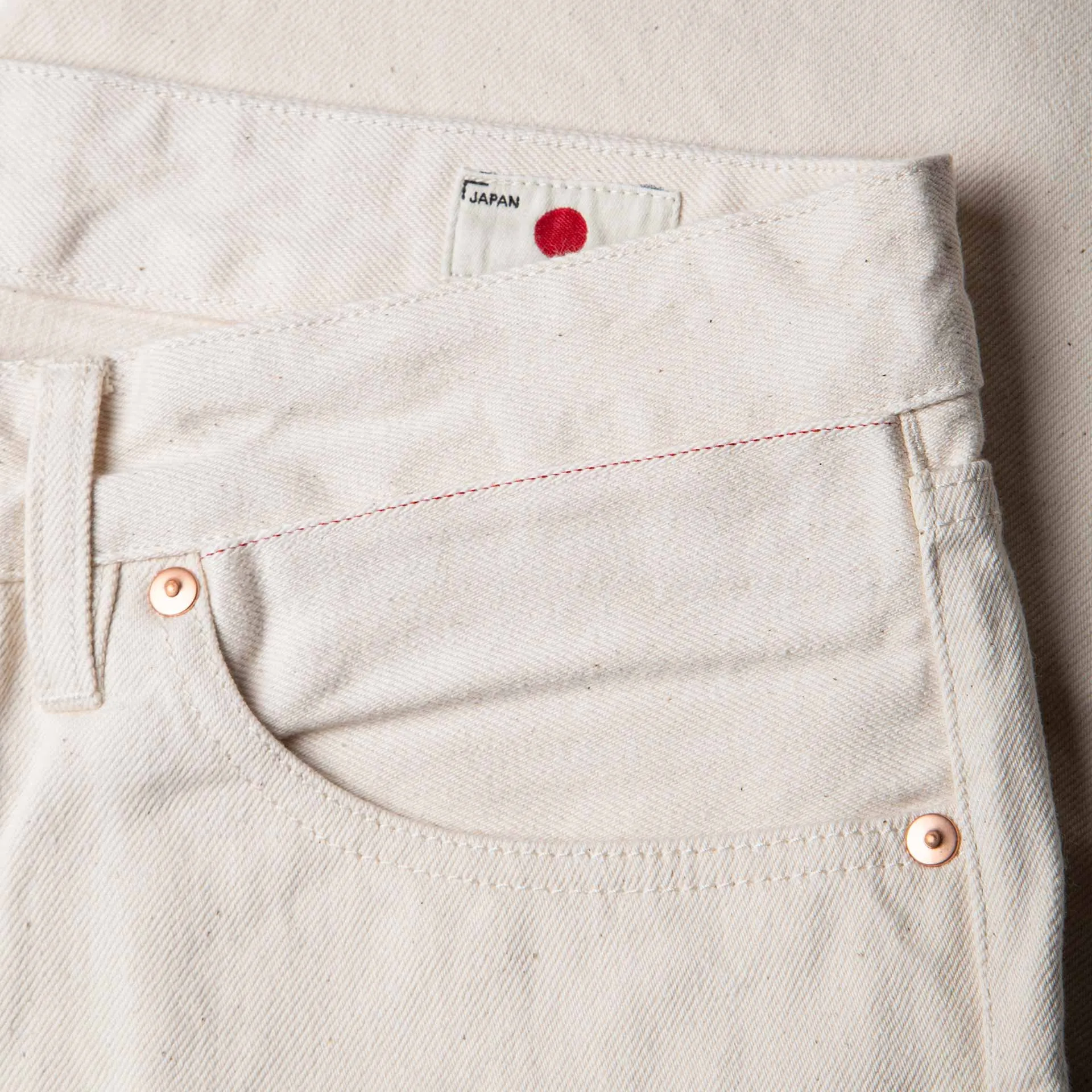 B-04 RELAXED 14 oz. selvedge colour denim / ecru