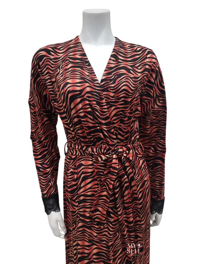 FW23MR22 Burning Leopard Print Black Morning Robe