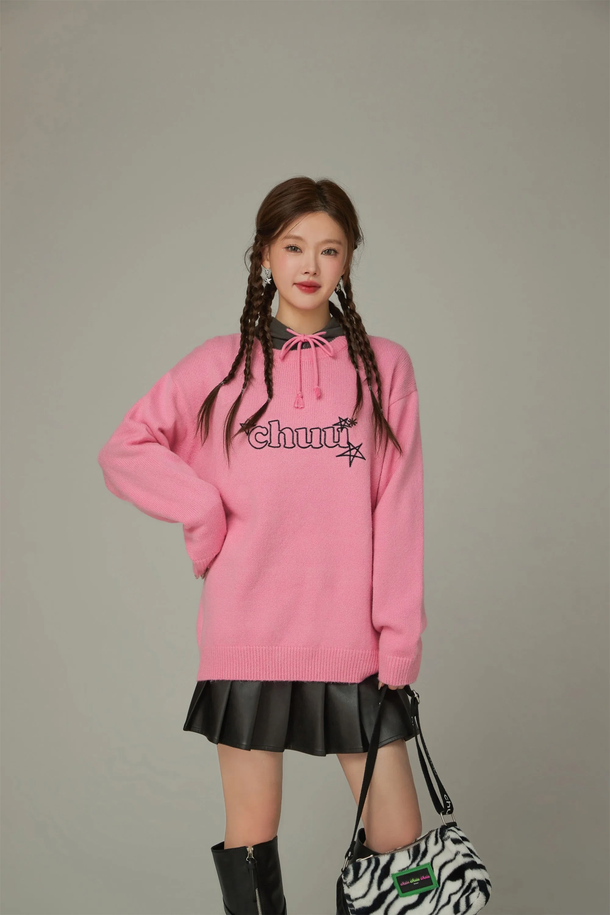 Logo Star Lettering Loose Fit Knit Sweater