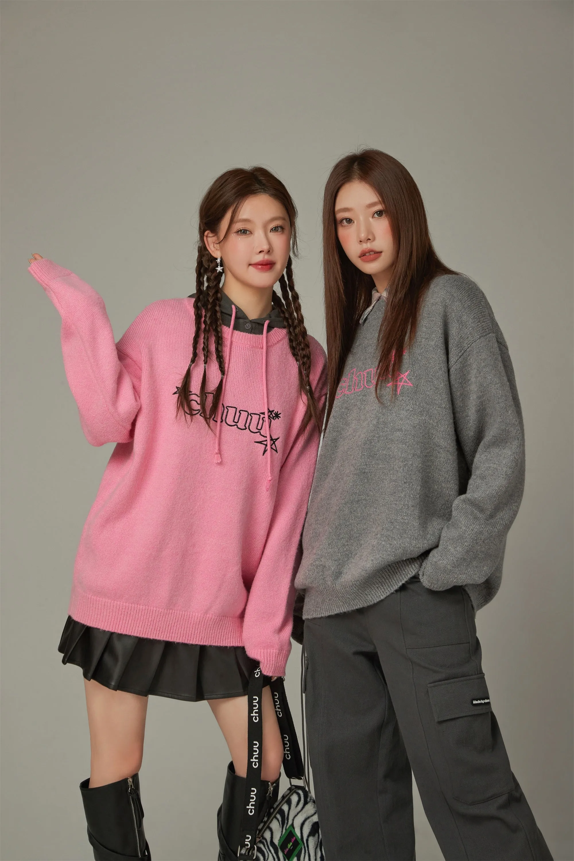 Logo Star Lettering Loose Fit Knit Sweater