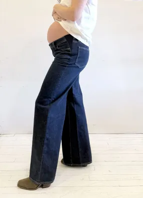 The Relaxed Wide Leg Maternity Jean