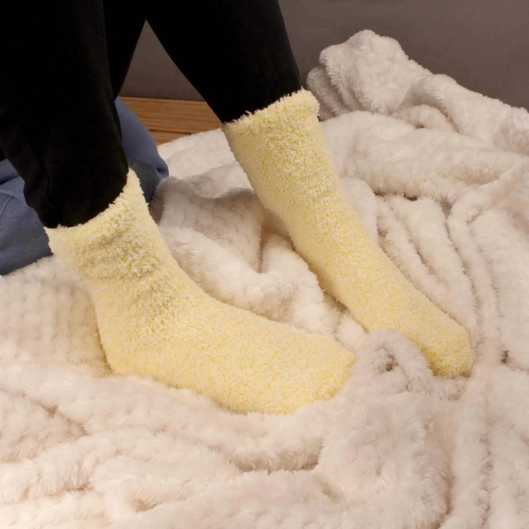 Women's Feather Soft Fuzzy Socks